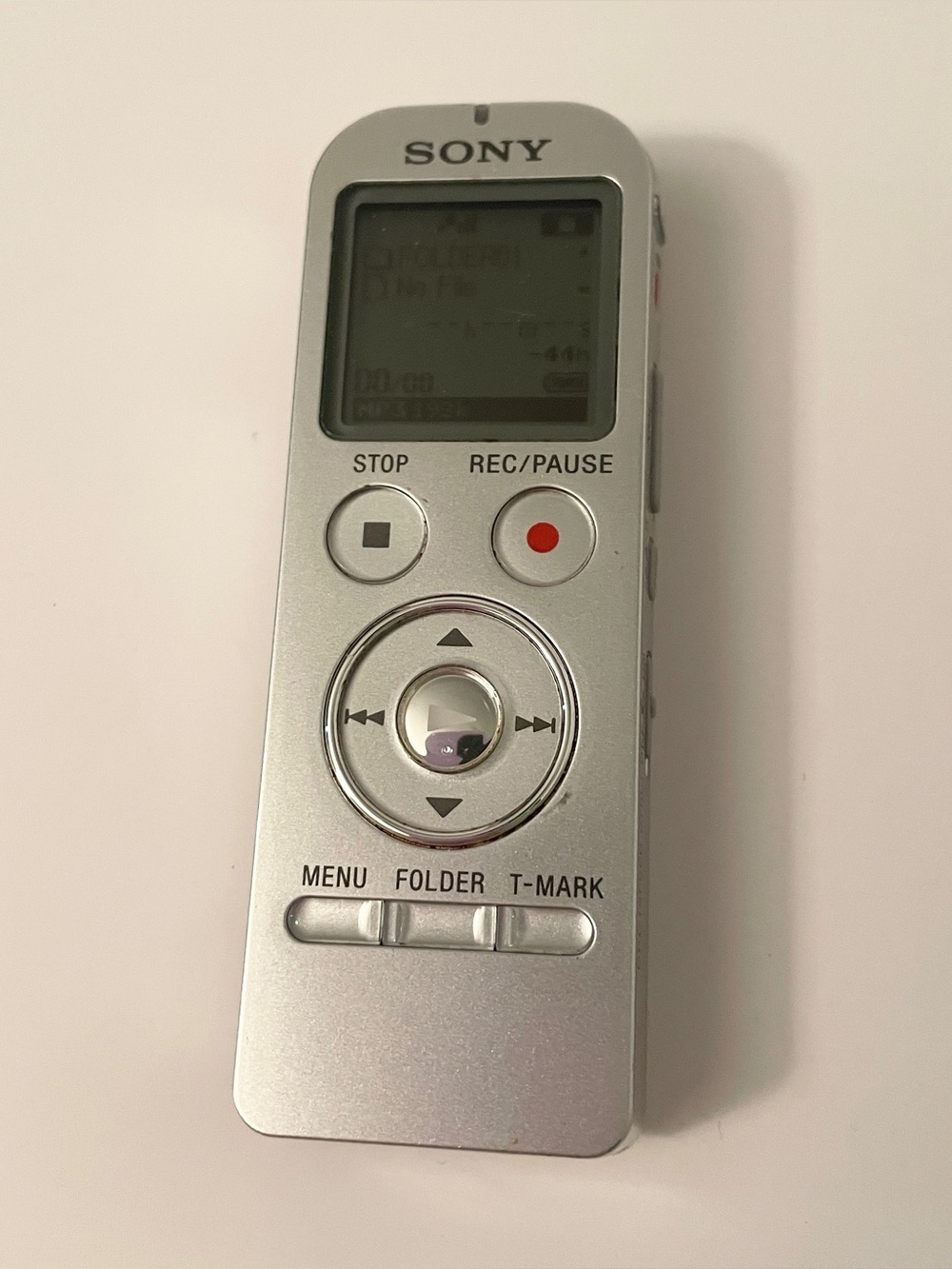 Sony ICD-UX533 Digital Voice Recorder 4GB Silver USB Direct & MicroSD
